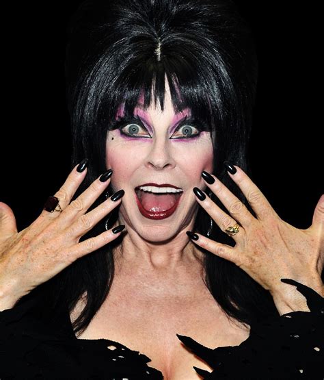 elvira fake boobs|Elvira reveals her boobs... aaaaaaaaaand Ive lost you all and。